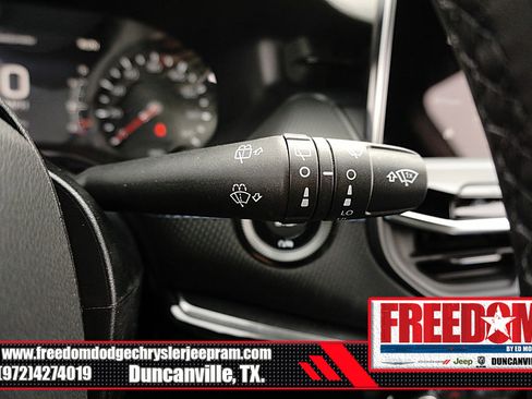 New 2026 Jeep Compass Latitude image 32