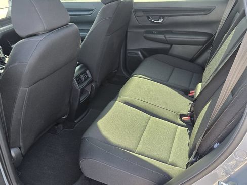 Used 2024 Honda CR-V LX image 8