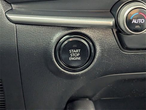 Used 2023 MAZDA MAZDA3 s image 31