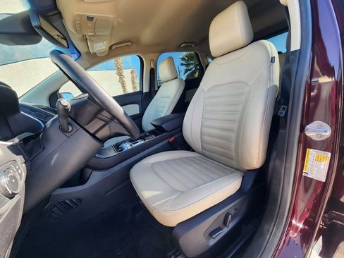 Used 2020 Ford Edge SEL w/ Convenience Package image 11