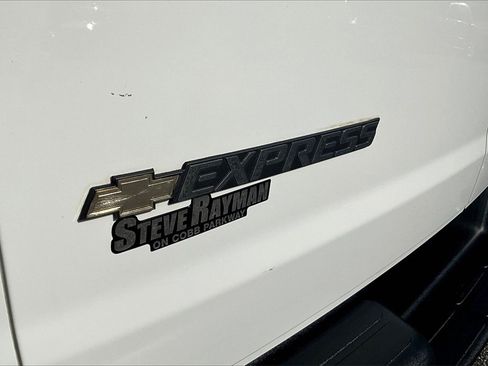 Certified 2022 Chevrolet Express 2500 w/ Driver Convenience Package image 19