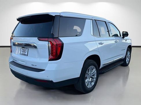Used 2023 GMC Yukon SLT AWD/4WD image 3