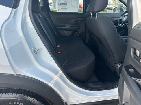 New 2026 Nissan Kicks S image 15