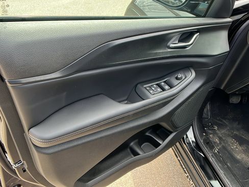 New 2025 Jeep Grand Cherokee L Laredo image 14