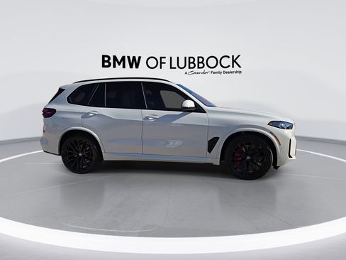 New 2026 BMW X5 xDrive40i w/ Executive Package image 2