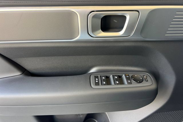 New 2027 Hyundai Santa Fe SE FWD image 10