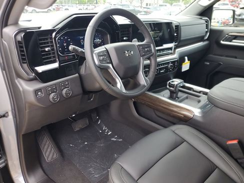 New 2026 Chevrolet Silverado 1500 RST AWD/4WD image 17