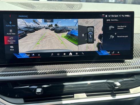 Used 2025 BMW X5 M60i AWD/4WD image 28