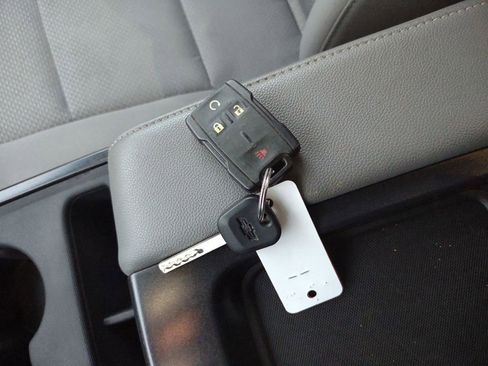 Used 2017 Chevrolet Silverado 1500 LT w/ All Star Edition image 30