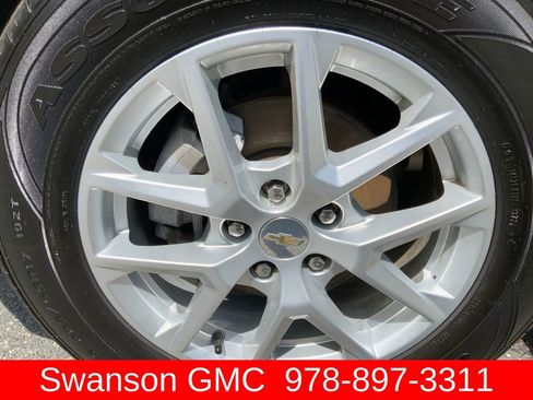 Used 2022 Chevrolet Equinox LT AWD/4WD image 32