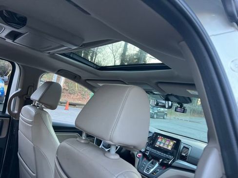 Used 2020 Honda Odyssey EX-L image 32