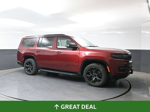Used 2024 Jeep Wagoneer Series II AWD/4WD image 3