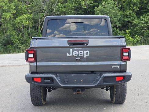 Used 2022 Jeep Gladiator Overland w/ Popular Equipment Package AWD/4WD image 16