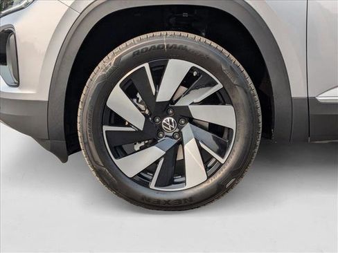 New 2026 Volkswagen Atlas Cross Sport SEL image 10