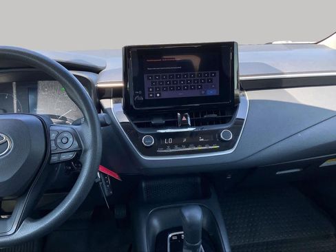 Used 2023 Toyota Corolla LE FWD image 6