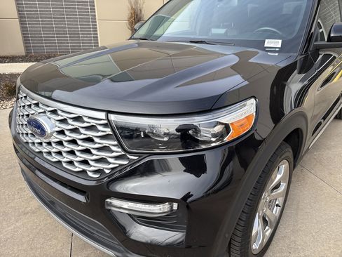 Used 2020 Ford Explorer Platinum w/ Premium Technology Package image 6