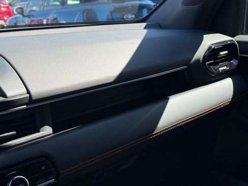 Used 2025 Honda Pilot Sport image 22