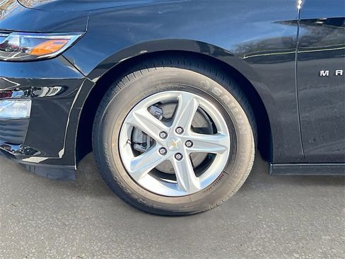 Used 2023 Chevrolet Malibu LT image 28