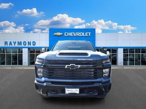 New 2026 Chevrolet Silverado 2500 Custom w/ Custom Value Package AWD/4WD image 9