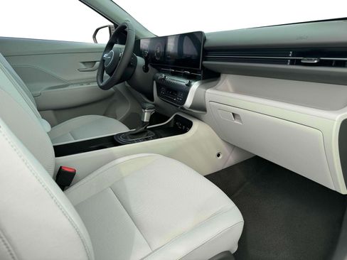 New 2025 Hyundai Kona SEL image 15