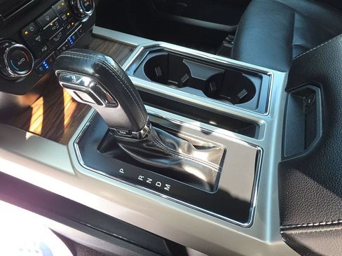 Used 2018 Ford F150 Lariat AWD/4WD image 21