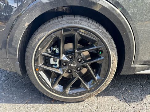 New 2025 Kia K4 GT-Line Turbo image 17