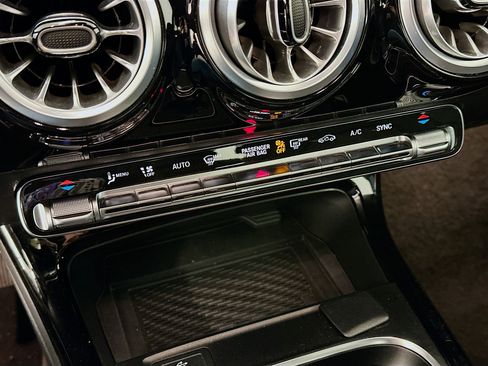 Used 2025 Mercedes-Benz CLA 250 CLA 250 image 23