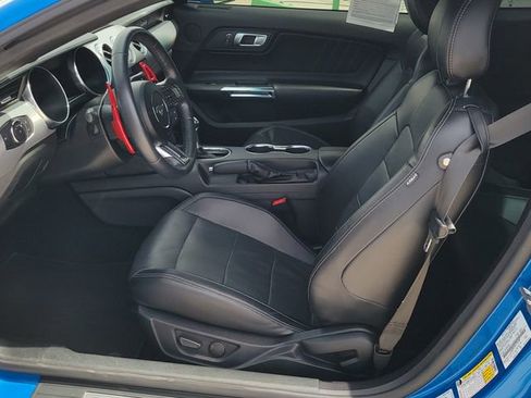 Used 2020 Ford Mustang GT Premium RWD image 6