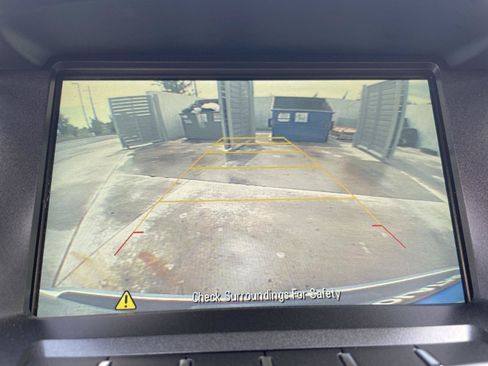 Used 2017 GMC Terrain SLE FWD image 24