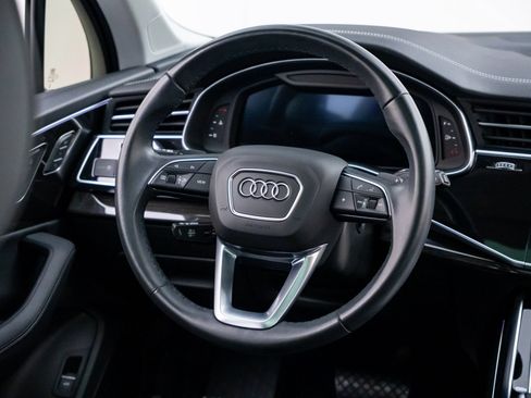 Used 2024 Audi Q7 3.0T Premium Plus AWD/4WD image 11