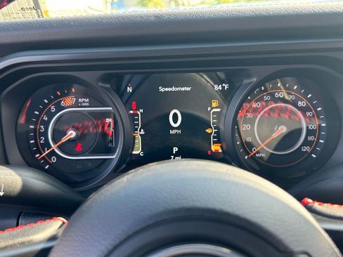 New 2024 Jeep Wrangler Unlimited Rubicon image 38