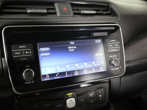 Used 2018 Nissan Leaf SL w/ SL Technology Package image 34