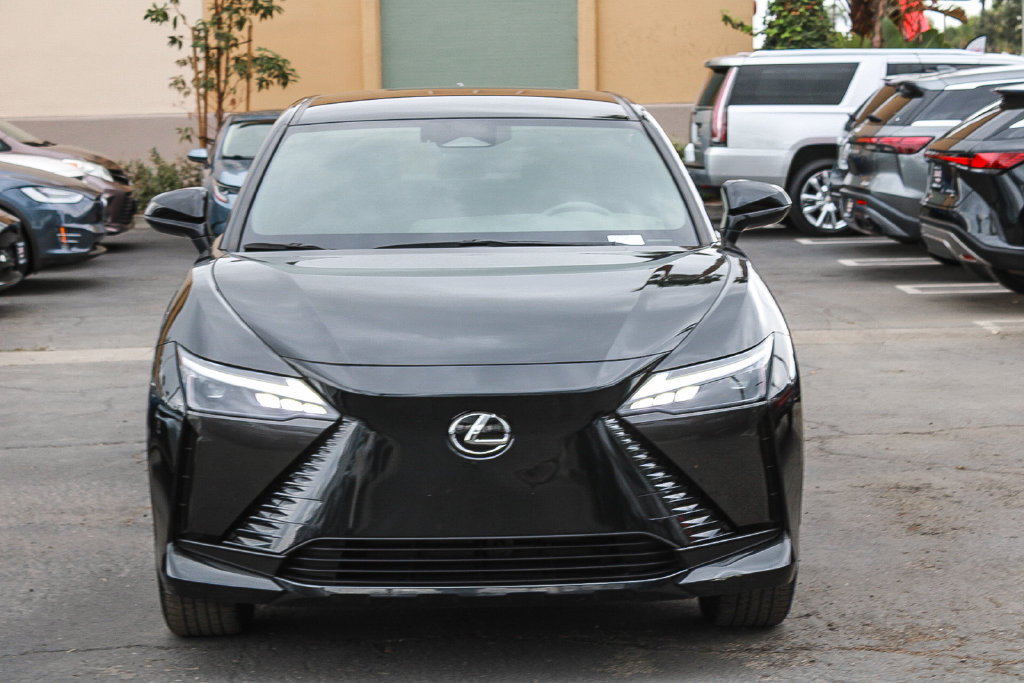 Used 2024 Lexus RZ 300e Premium FWD image 2