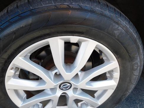 Used 2020 Nissan Rogue S w/ Special Edition Package AWD/4WD image 29