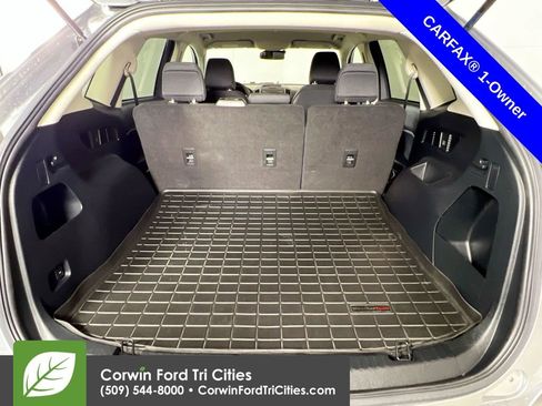 Used 2020 Ford Edge SE image 14