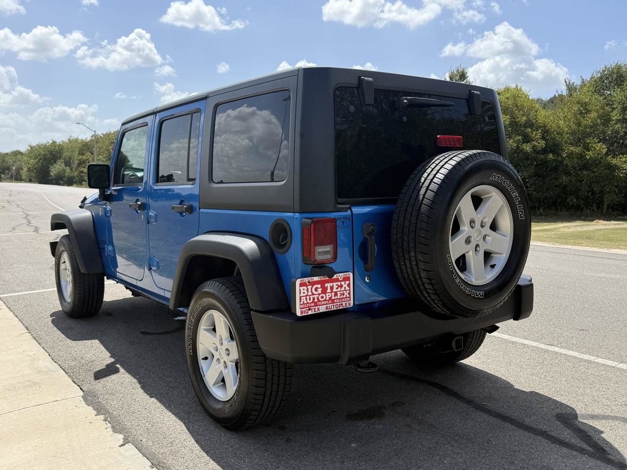 Used 2016 Jeep Wrangler Unlimited Sport w/ Quick Order Package 24S AWD/4WD image 8