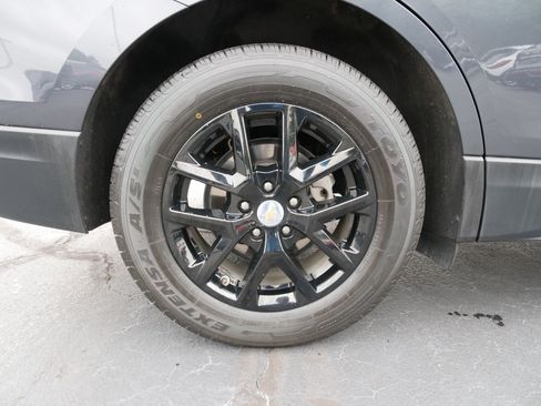 Used 2022 Chevrolet Equinox LT image 11