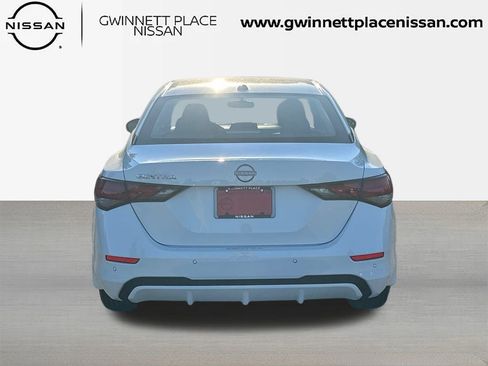 New 2025 Nissan Sentra SV image 6