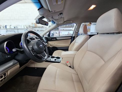 Used 2018 Subaru Outback 2.5i Premium AWD/4WD image 19
