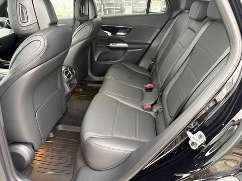 New 2026 Mercedes-Benz GLC 300 image 11