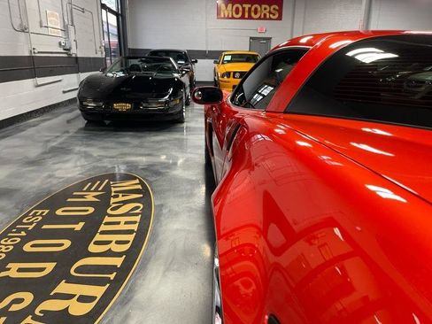 Used 2011 Chevrolet Corvette Grand Sport w/ Preferred Equipment Group image 15