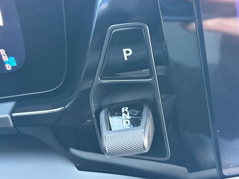 Used 2025 Porsche Macan 4S Electric image 25