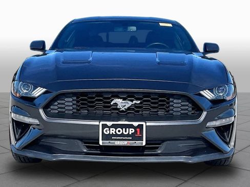Used 2020 Ford Mustang Coupe RWD image 4