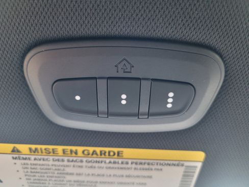 New 2026 Chrysler Pacifica Limited w/ S Appearance Package image 31