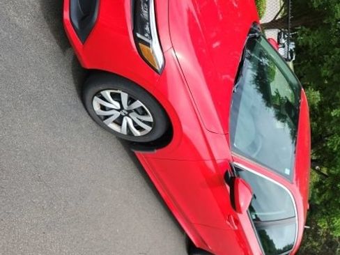 Used 2023 Honda Civic LX image 7