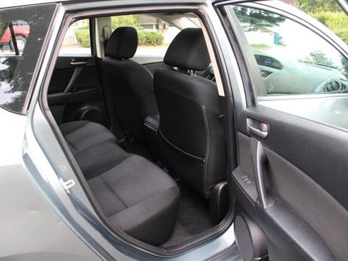 Used 2012 MAZDA MAZDA3 i Touring image 6