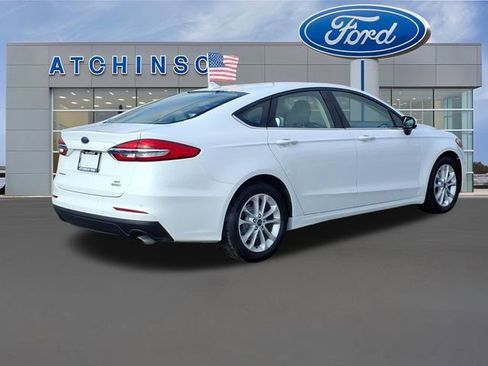Used 2020 Ford Fusion SE image 5