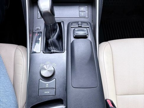 Used 2015 Lexus IS 250 AWD w/ Navigation System Package image 27