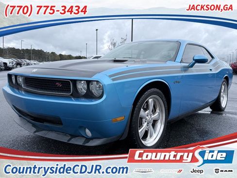 Used 2010 Dodge Challenger R/T image 1