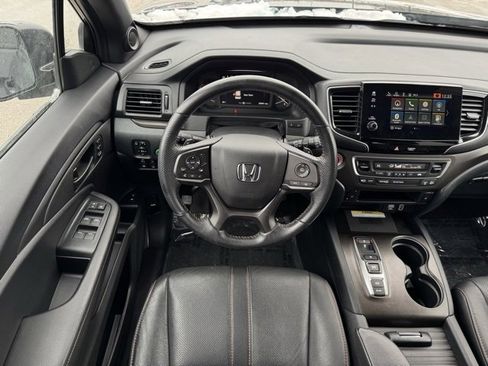Used 2023 Honda Passport TrailSport image 5